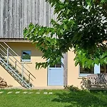 Hébergement de vacances Domaine Du Boscq Parleboscq